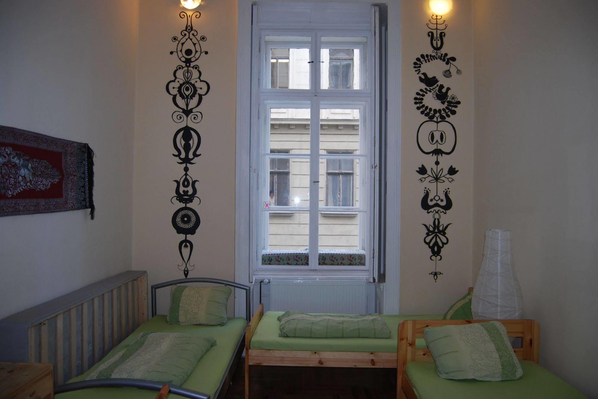 Budapest Centrum Cozy Hostel Budapeste Exterior foto